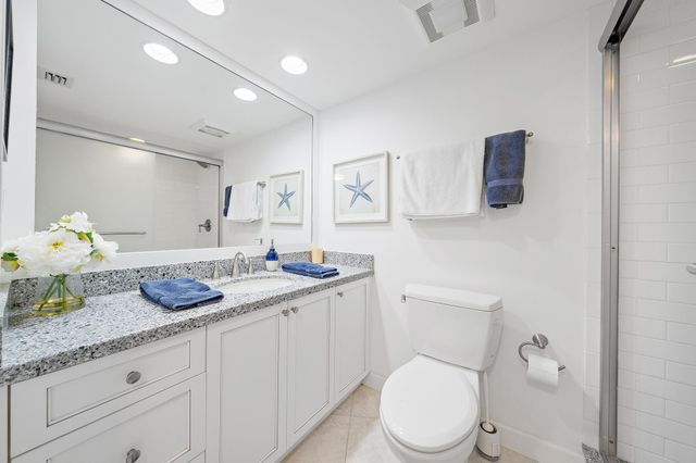 5420 N Ocean Drive Ph2, Riviera Beach, FL 33404