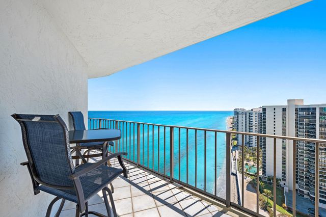 5420 N Ocean Drive Ph2, Riviera Beach, FL 33404