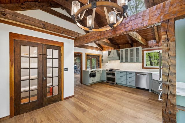 2318 Little Bend Road, Signal Mountain, TN 37377