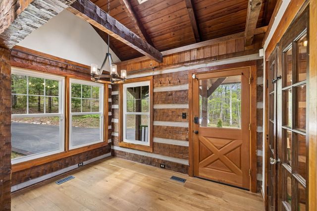 2318 Little Bend Road, Signal Mountain, TN 37377