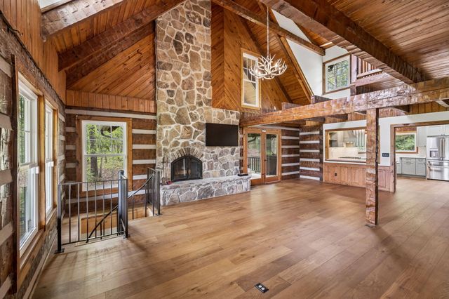 2318 Little Bend Road, Signal Mountain, TN 37377