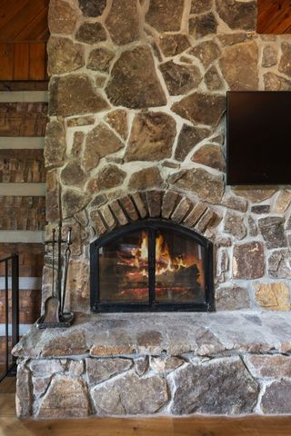 2318 Little Bend Road, Signal Mountain, TN 37377