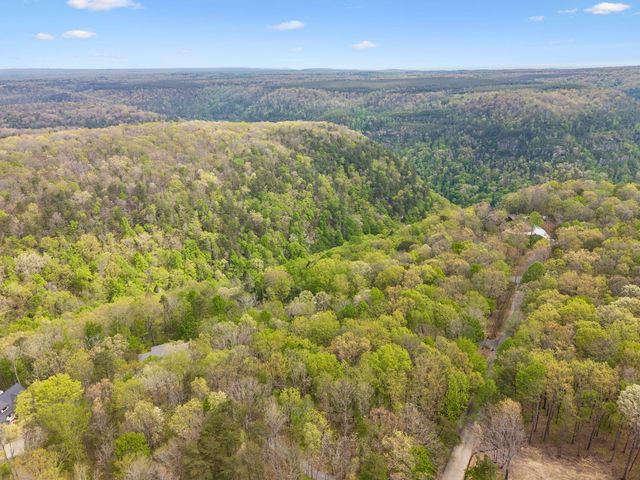 2318 Little Bend Road, Signal Mountain, TN 37377