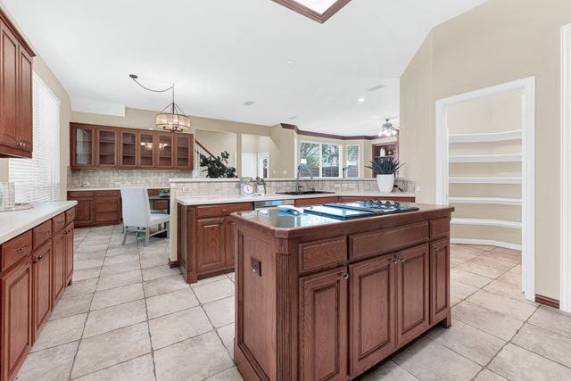 4700 Winter Park Drive, Richardson, TX 75082