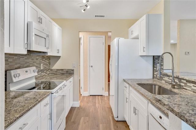 3226 Atlantic Boulevard, Vero Beach, FL 32960