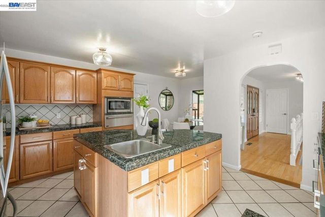 657 Byrdee Way, Lafayette, CA 94549