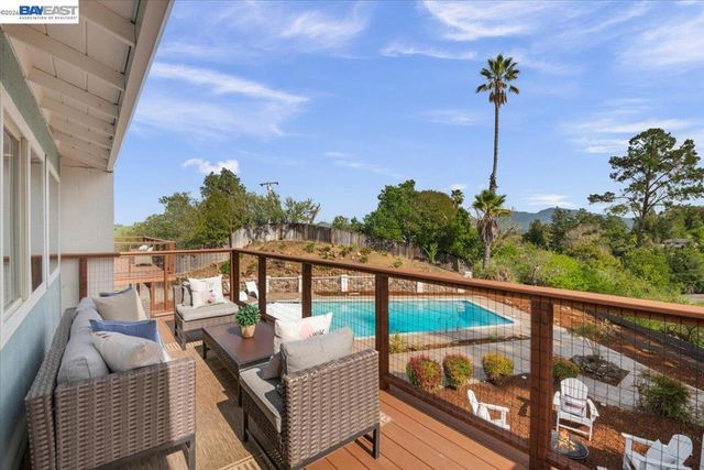 657 Byrdee Way, Lafayette, CA 94549