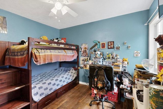 2706 Bentley Avenue, Dallas, TX 75211