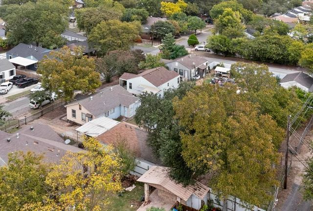 2706 Bentley Avenue, Dallas, TX 75211