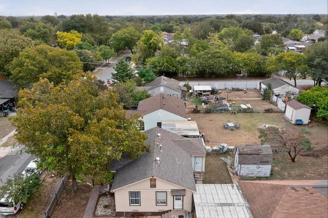 2706 Bentley Avenue, Dallas, TX 75211