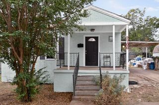 2706 Bentley Avenue, Dallas, TX 75211