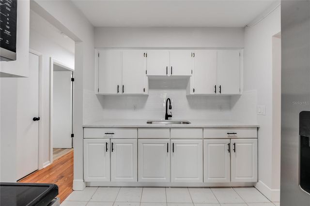 7402 WISHING WELL COURT, Tampa, FL 33619