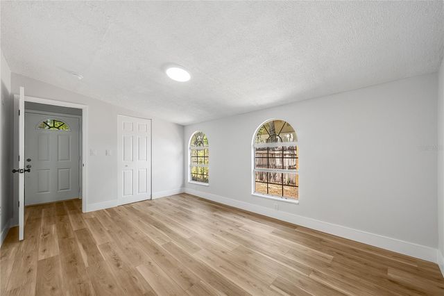 7402 WISHING WELL COURT, Tampa, FL 33619