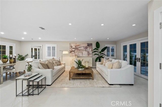 31792 Via Patito, Laguna Hills, CA 92679