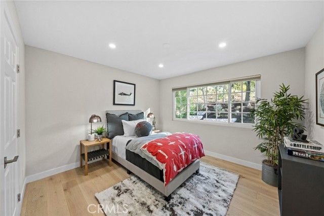 31792 Via Patito, Laguna Hills, CA 92679