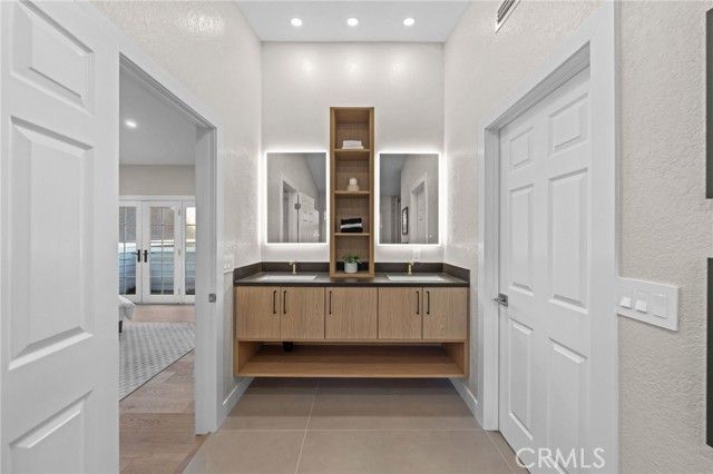 31792 Via Patito, Laguna Hills, CA 92679