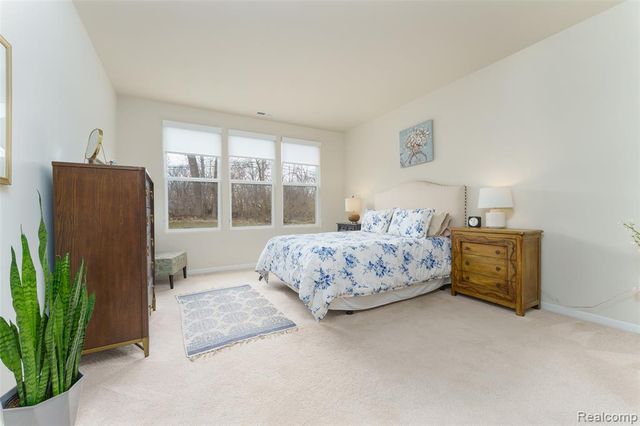 4639 Crestway Drive, Brighton, MI 48116