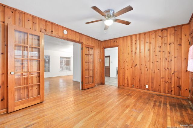 327 Altgelt, San Antonio, TX 78201