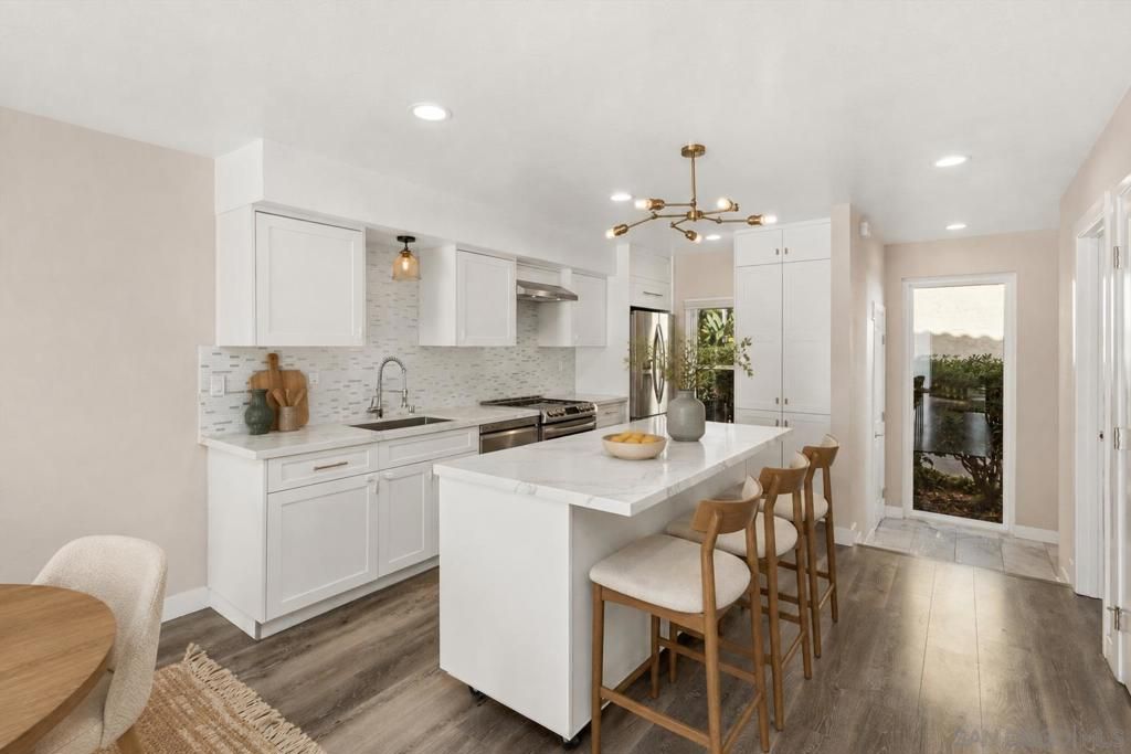 1913 Alga Rd A, Carlsbad, CA 92009 — photo 2