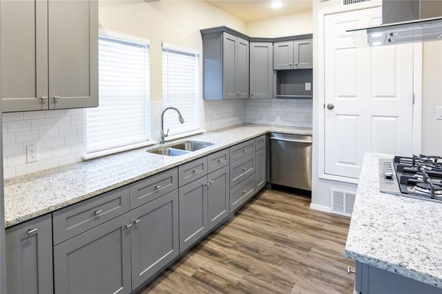 4522 Reiger Avenue, Dallas, TX 75246