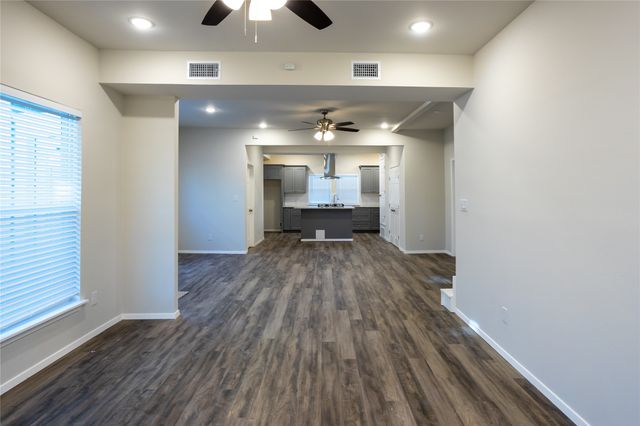 4522 Reiger Avenue, Dallas, TX 75246