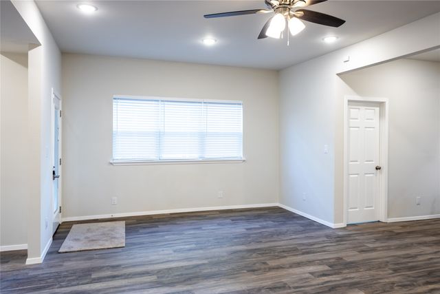 4522 Reiger Avenue, Dallas, TX 75246