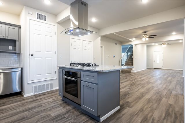 4522 Reiger Avenue, Dallas, TX 75246