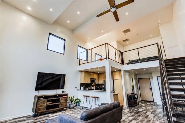 101 W Mission 327, Pomona, CA 91766