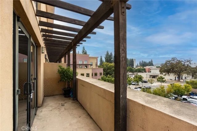 101 W Mission 327, Pomona, CA 91766