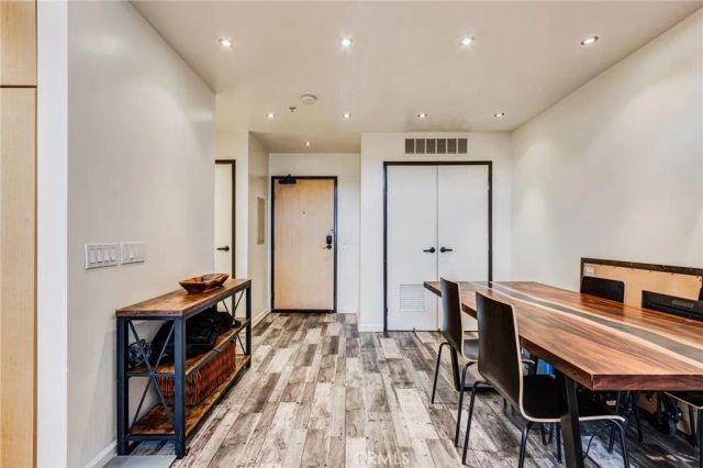 101 W Mission 327, Pomona, CA 91766