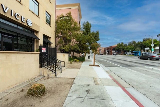 101 W Mission 327, Pomona, CA 91766