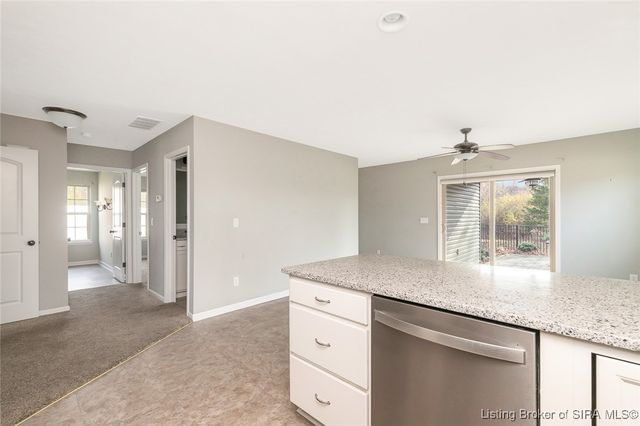 7900 Meyer Loop, Sellersburg, IN 47172