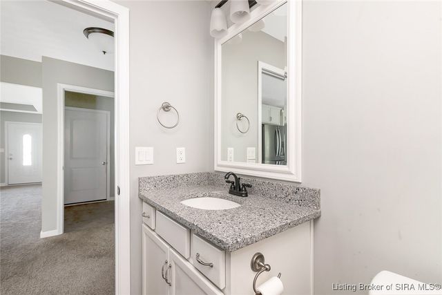 7900 Meyer Loop, Sellersburg, IN 47172