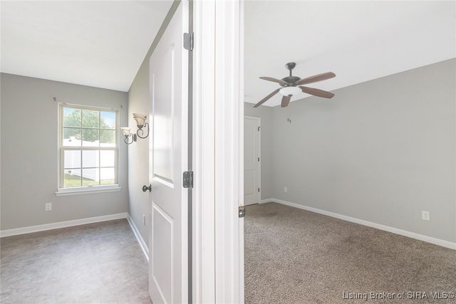 7900 Meyer Loop, Sellersburg, IN 47172