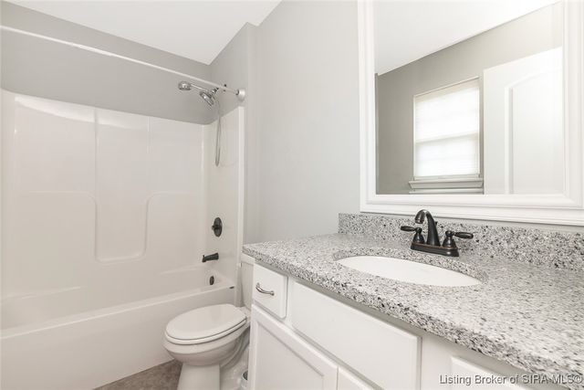 7900 Meyer Loop, Sellersburg, IN 47172