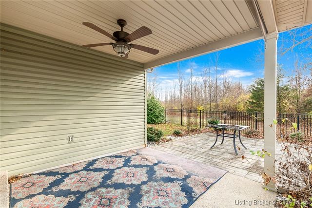 7900 Meyer Loop, Sellersburg, IN 47172