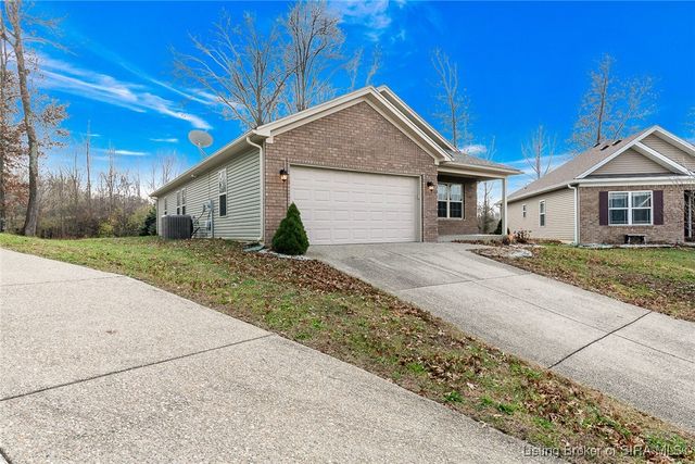 7900 Meyer Loop, Sellersburg, IN 47172