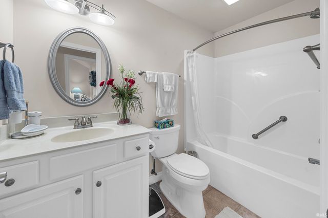 191 Gatsby Court, Jasper, IN 47546