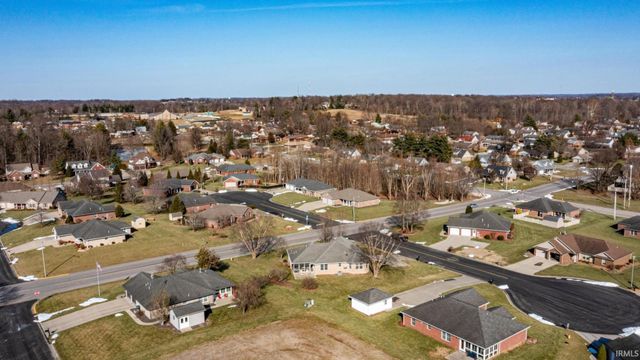 191 Gatsby Court, Jasper, IN 47546