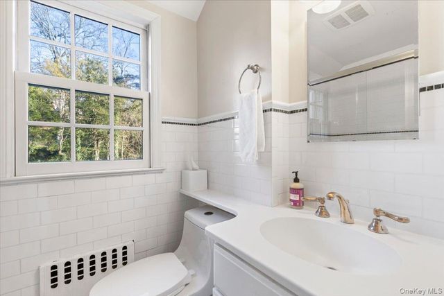 3 Chalford Lane, Scarsdale, NY 10583