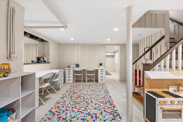 3 Chalford Lane, Scarsdale, NY 10583