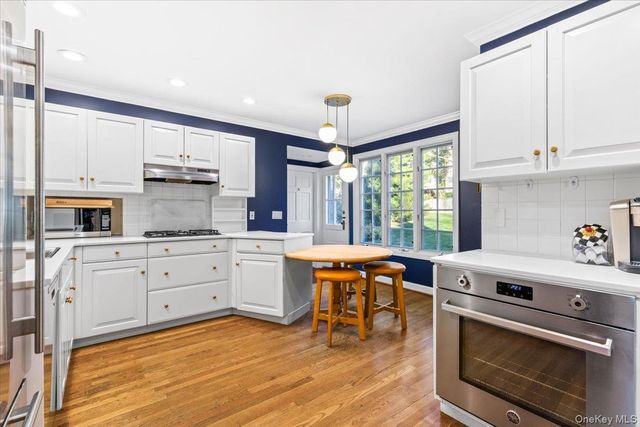 3 Chalford Lane, Scarsdale, NY 10583