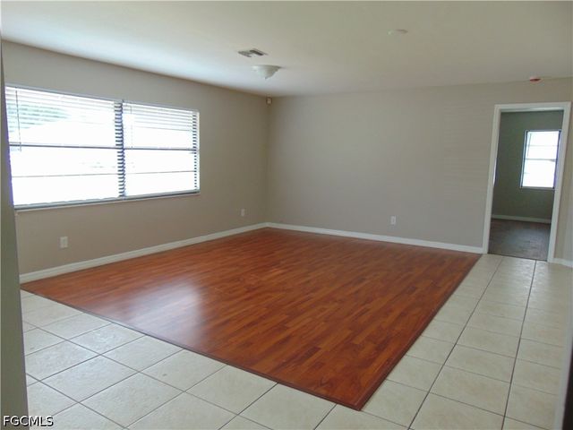 119 Riviera ST, Lehigh Acres, FL 33936
