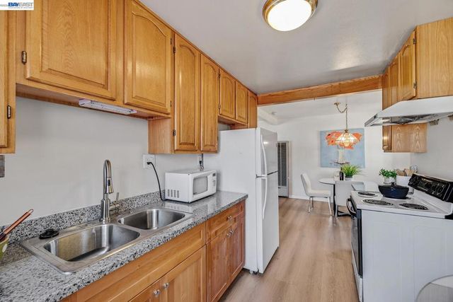 650 Greer Ave, San Leandro, CA 94579