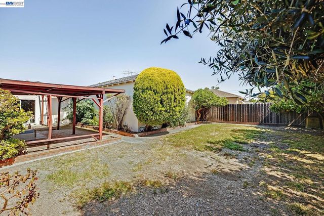 650 Greer Ave, San Leandro, CA 94579