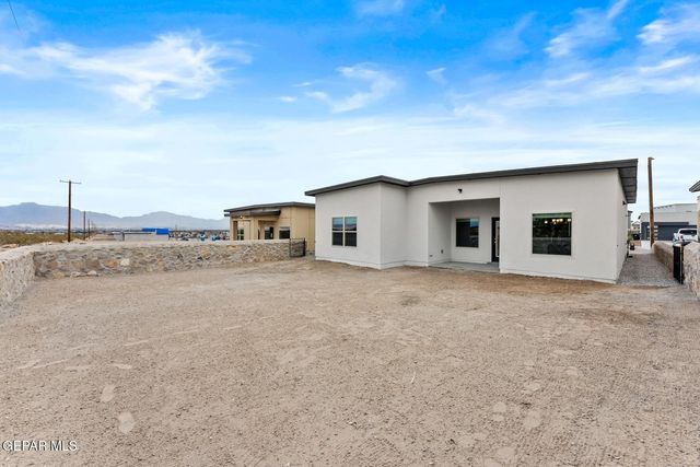 1137 Gallium Avenue, Santa Teresa, NM 88008