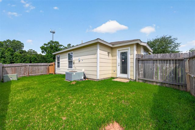 22851 Twisting Pine Drive, Spring, TX 77373