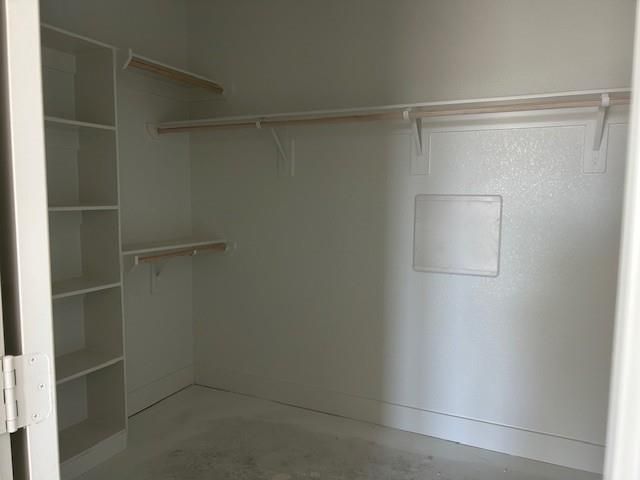 320 Legacy Point Drive, Sealy, TX 77474