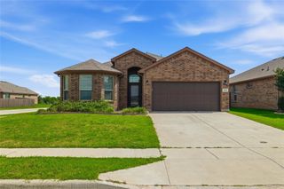 948 Meadow Scape Drive, Fort Worth, TX 76028