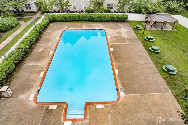 63 Prestwick Way, Edison, NJ 08820